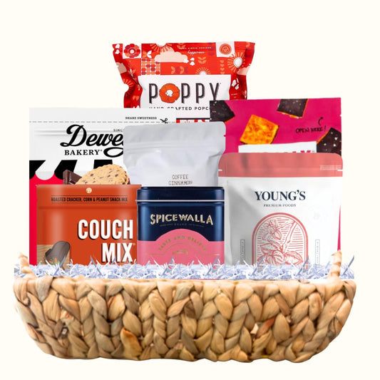 Carolina Sweet Indulgence – Deluxe Gourmet Gift Basket Featuring NC & SC Artisan Treats