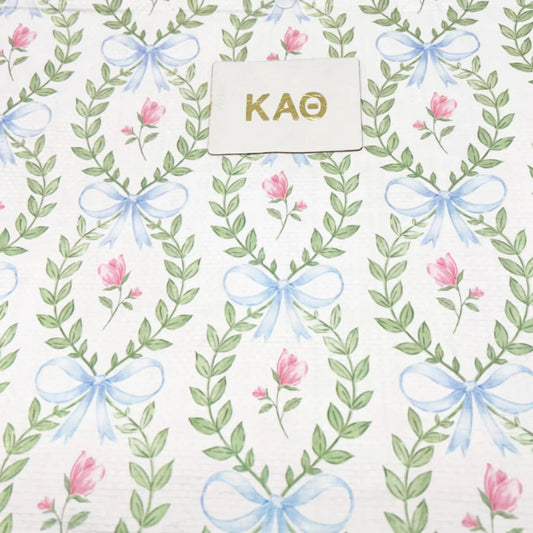 Gold Greek letters on sorority tote for UNC Chapel Hill students and bid day gifts